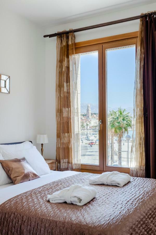 New Luxury Apartment Nives On Seaside 斯普利特 外观 照片
